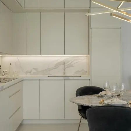 Independientes Modernas Con Piscina Privada