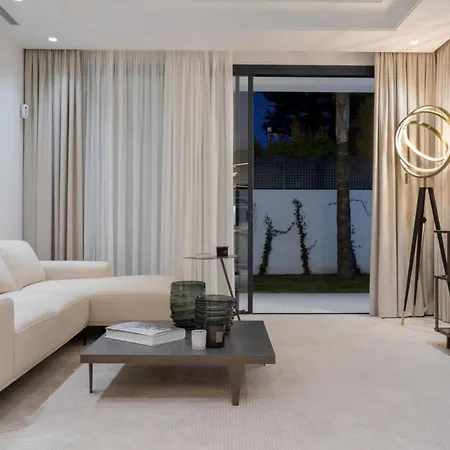 Independientes Modernas Con Piscina Privada Villa *